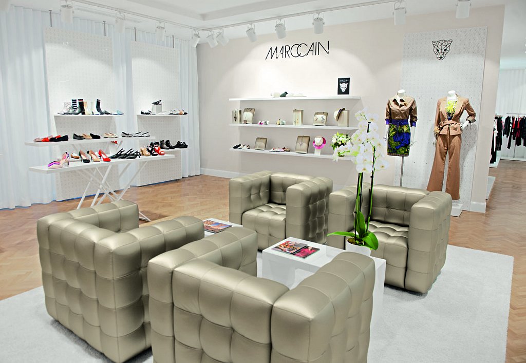 MC-Showroom-Paris-03.jpg